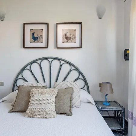 V18 Acquamarina Villa *